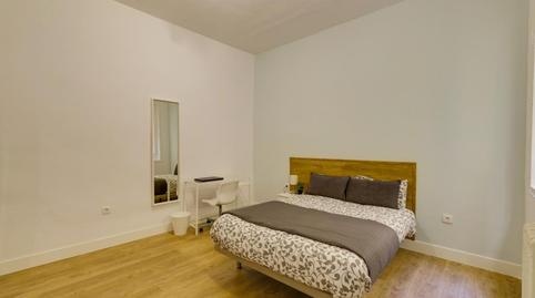 Foto 2 de Apartament per a compartir a Jerónimos, Madrid