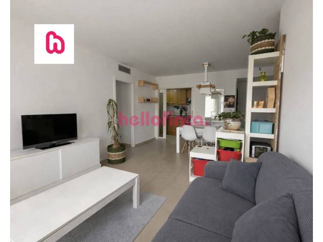 Piso en Venta en Calle Pau Casals en La Granada