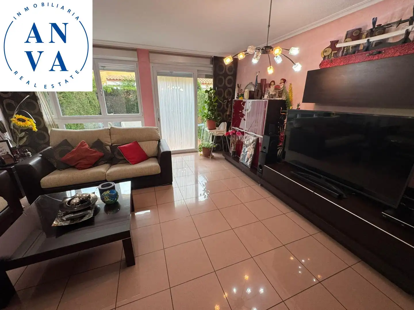 Wohnzimmer von Haus oder Chalet zum Verkauf in Sant Joan d'Alacant mit Klimaanlage, Privatgarten und Abstellraum