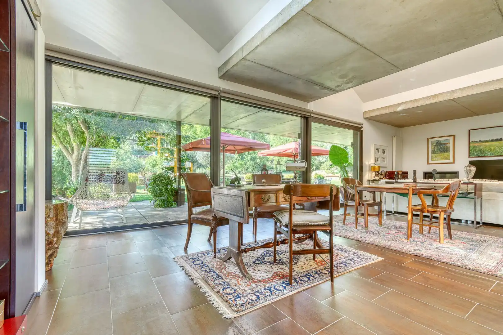 Comedor de Finca rústica en venta en Boadella i les Escaules con Calefacción, Jardín privado y Terraza