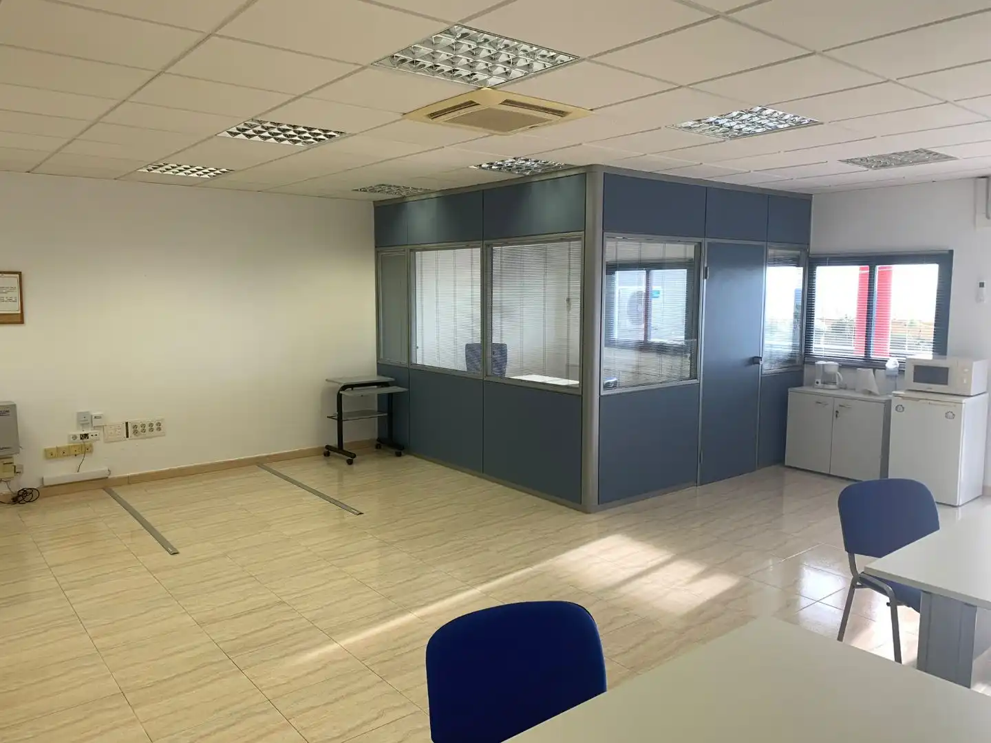 Oficina en venta en Torremolinos, Málaga