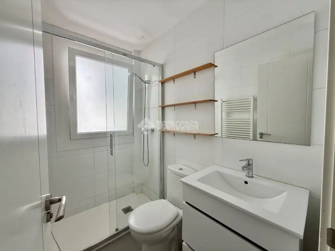 Baño de Piso en venta en Zaragoza con Aire acondicionado, Parquet y Balcón