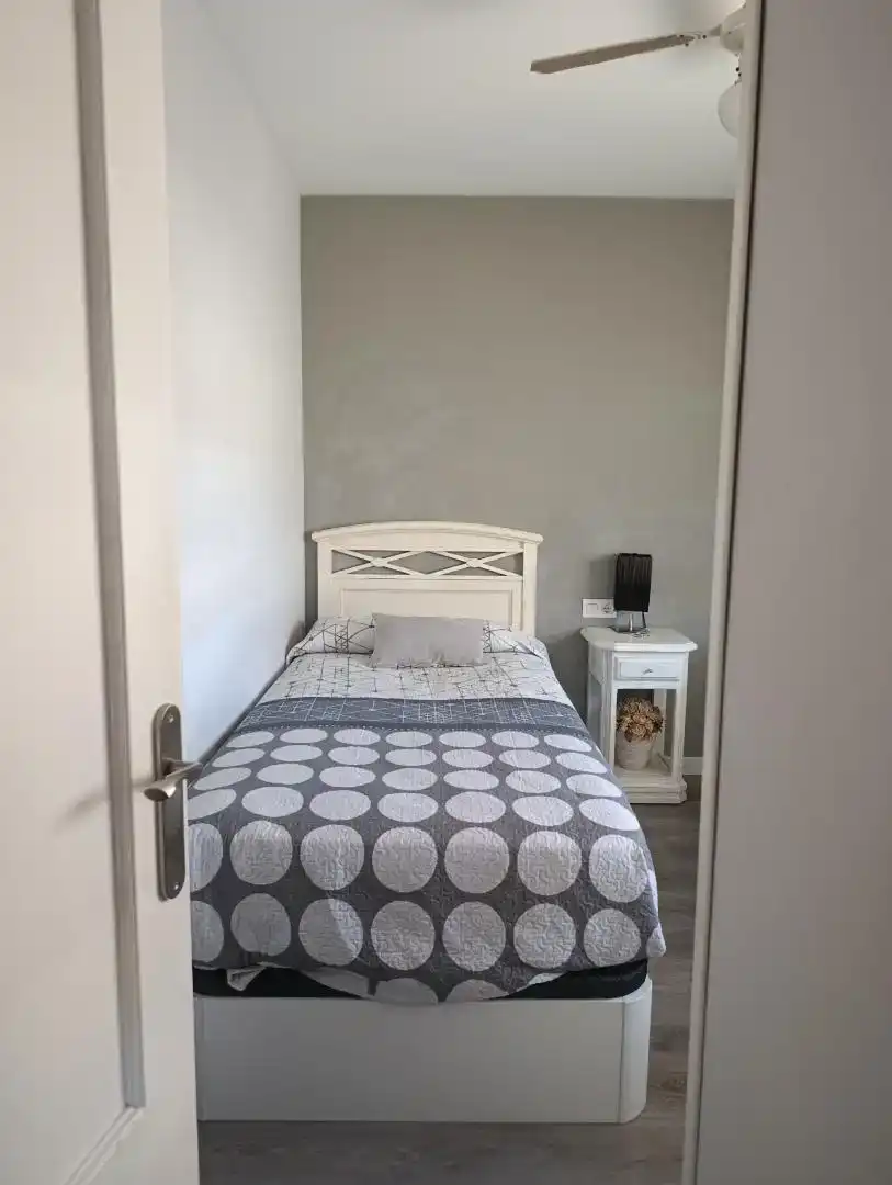 Habitación de Casa o chalet en venta en Almoradí con Piscina y Balcón