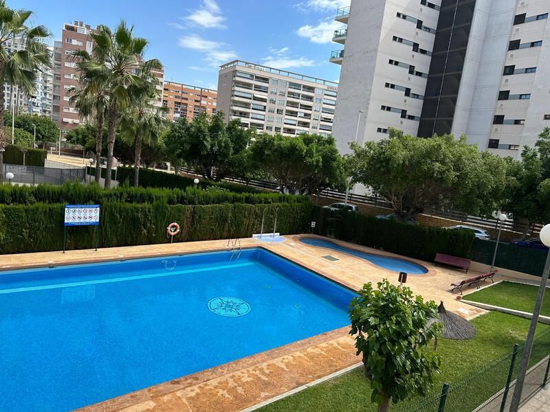 Piscina de Àtic en venda en Villajoyosa / La Vila Joiosa amb Calefacció, Jardí privat i Terrassa