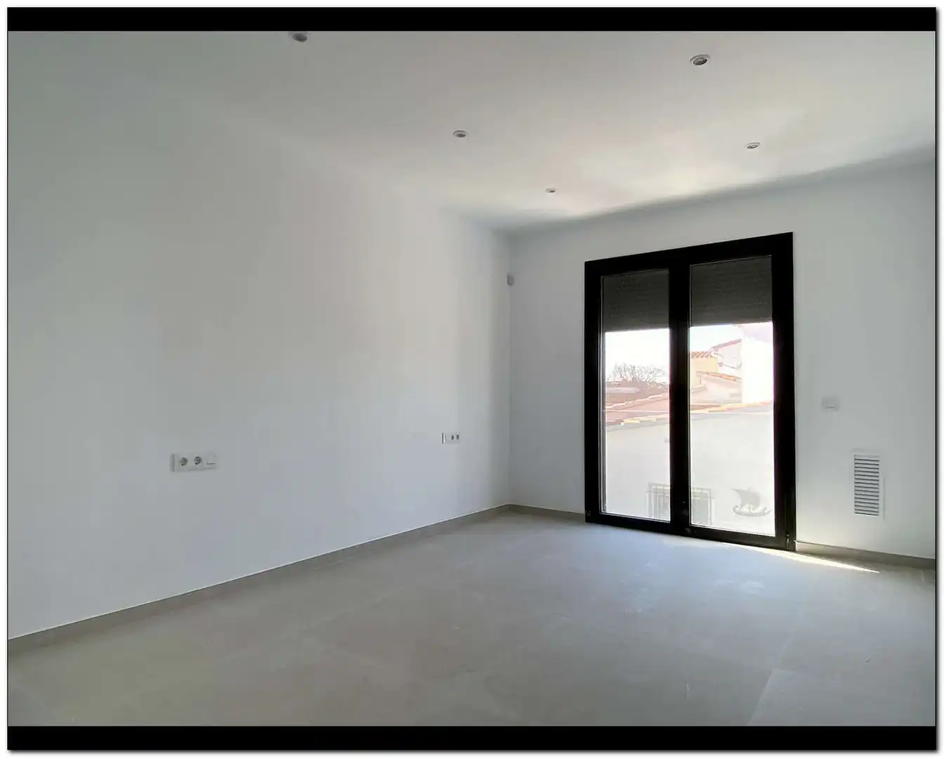 House with pool for sale in Requesens, imagen 12