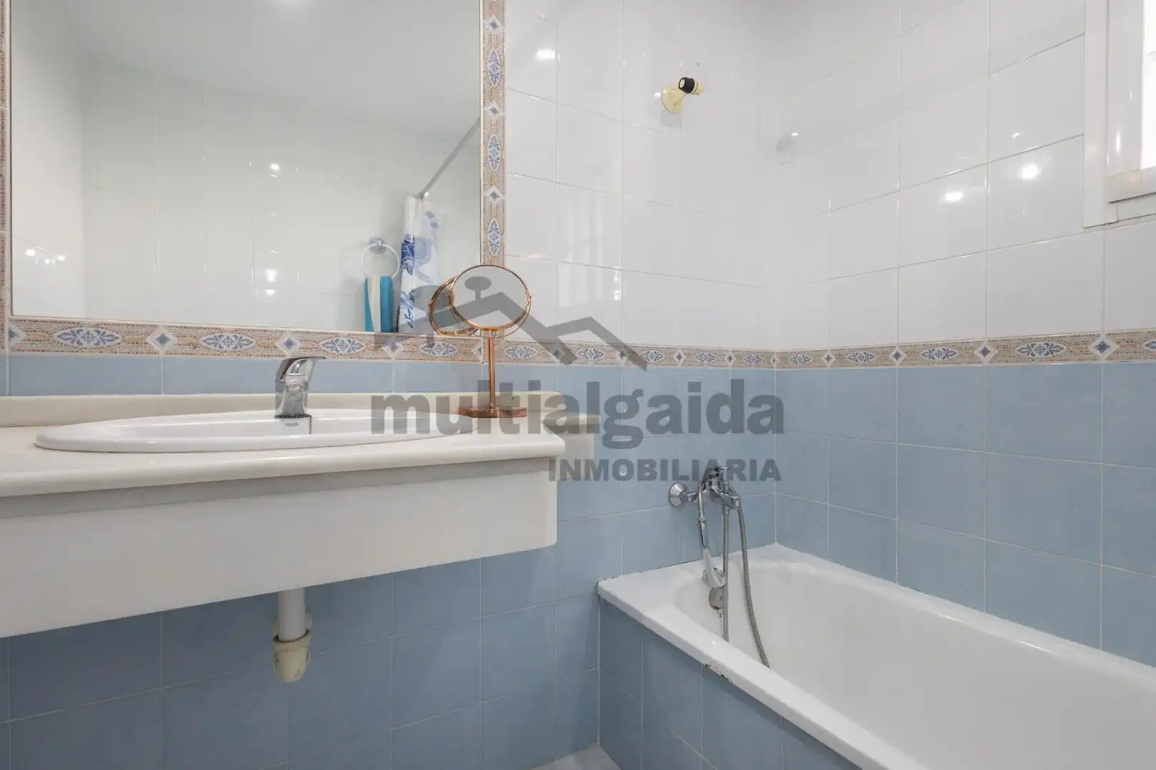 Bany de Casa o xalet en venda en Sanlúcar de Barrameda amb Jardí privat, Terrassa i Traster