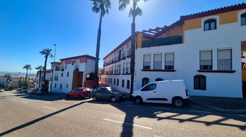 Foto 2 de Casa adosada en venta en  Los Altos de la Bahia, San Bernabé, Algeciras