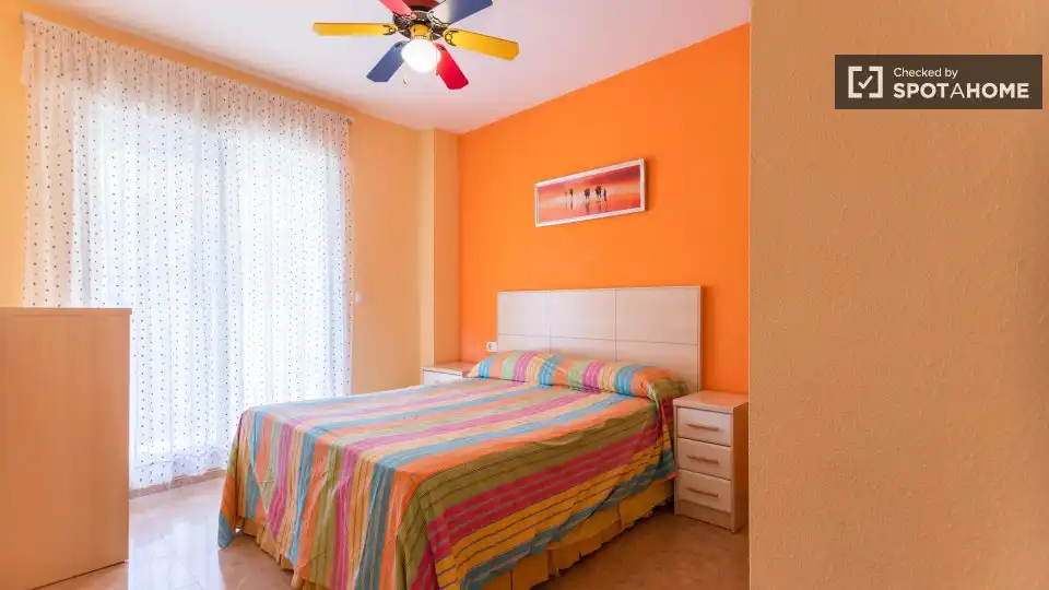 Habitación de Piso de alquiler en Puçol con Aire acondicionado, Calefacción y Amueblado