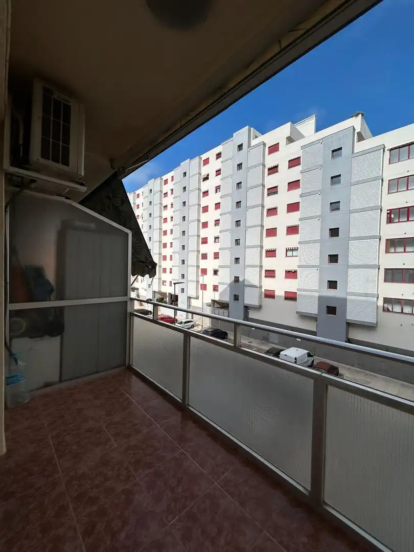 Terrasse von Wohnungen zur Miete in La Pobla de Farnals mit Klimaanlage, Terrasse und Möbliert
