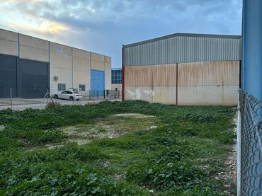 Terreno industriale in vendita a Calle Calle Mulhacén