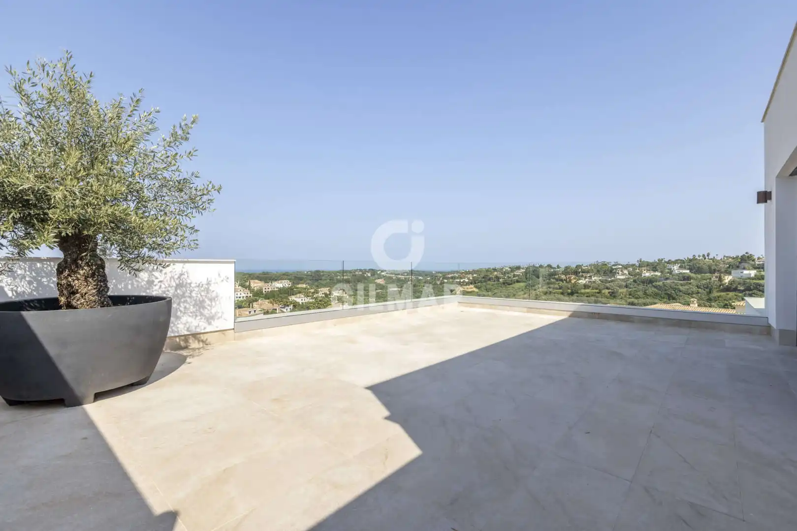 Terrassa de Casa o xalet en venda en Sotogrande amb Calefacció, Jardí privat i Piscina