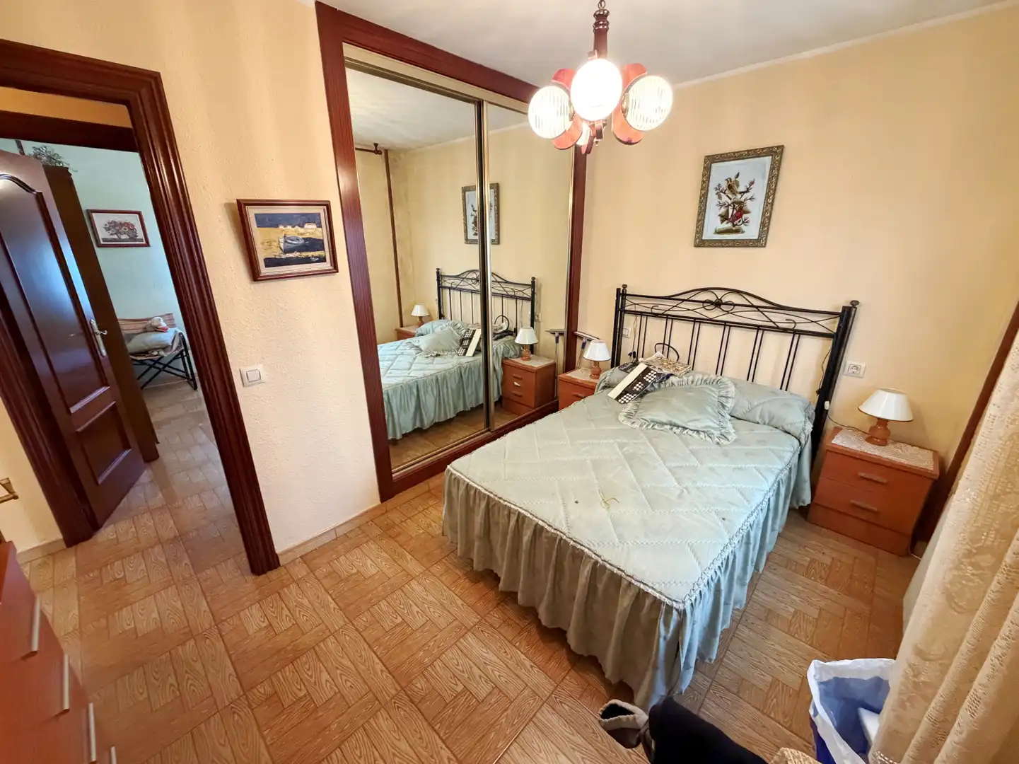 Habitación de Piso en venta en Avilés con Calefacción y Parquet