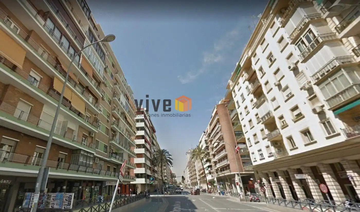 Vista exterior de Piso de alquiler en Sevilla con Aire acondicionado y Amueblado