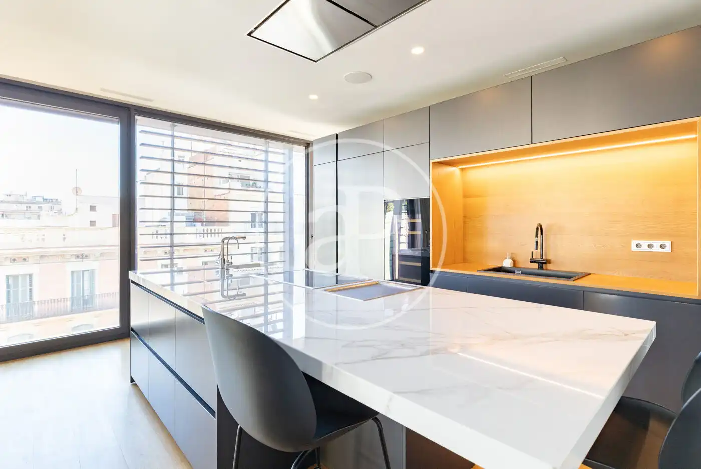 Cocina de Piso de alquiler en Barcelona con Aire acondicionado, Calefacción y Jardín privado