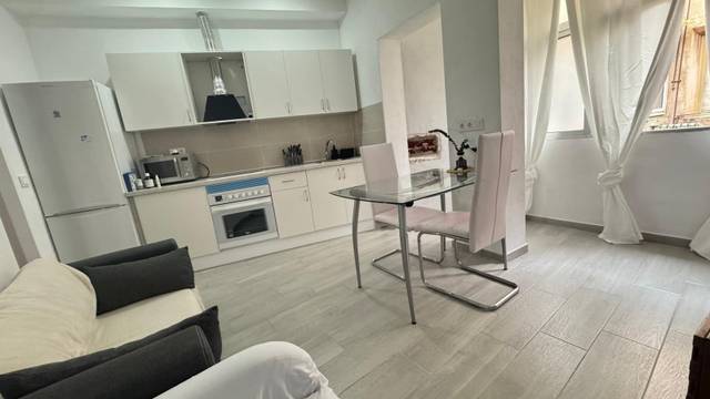Apartamento en Venta en Calle JAIME SEGARRA, 68 en Carolinas Bajas
