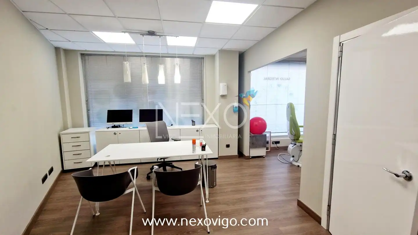 Business premises for sale in Avenida de Ourense, imagen 11