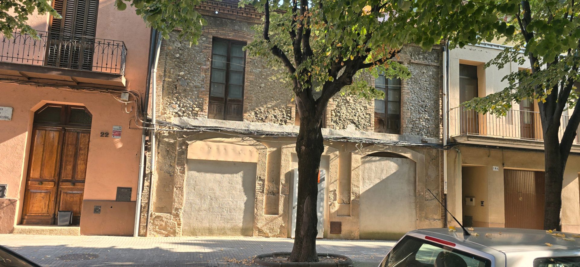 Exterior view of Single-family semi-detached for sale in Manlleu  with Private garden, Terrace and Storage room