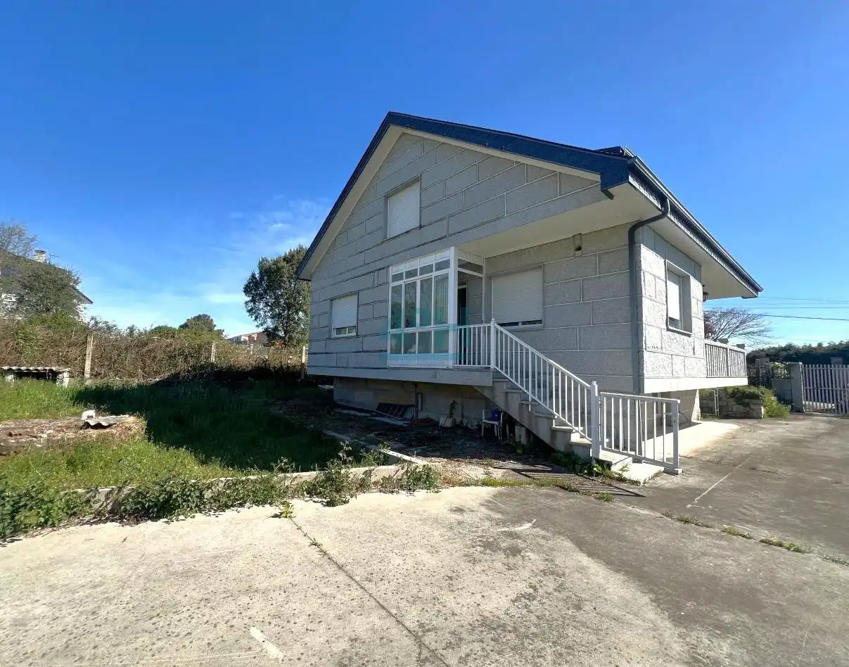 Vista exterior de Casa o chalet en venta en Barbadás con Calefacción, Jardín privado y Terraza