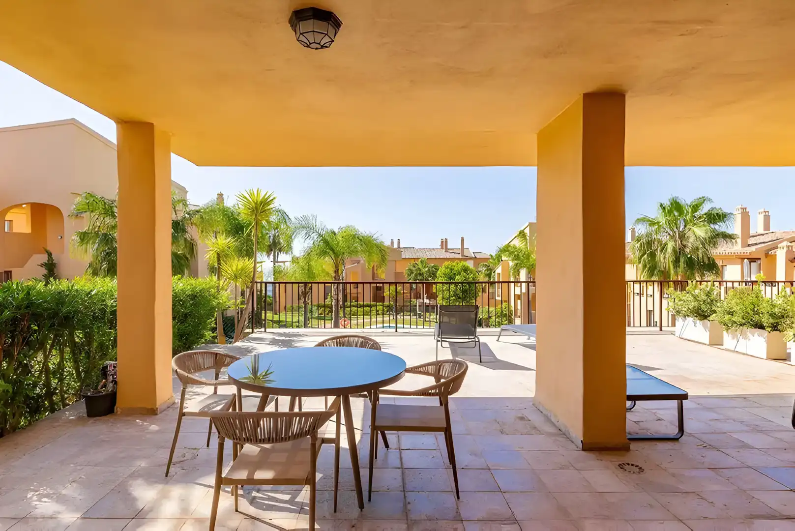 Habitatge amb piscina en venda a Benahavís pueblo, imagen 3