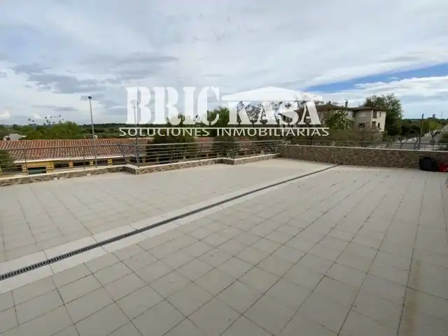 Terraza de Local en venta en Torrejoncillo con Aire acondicionado