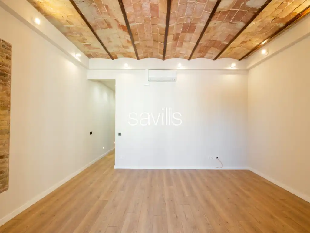 Appartement compact avec terrasse à vendre à Eixample, imagen 2