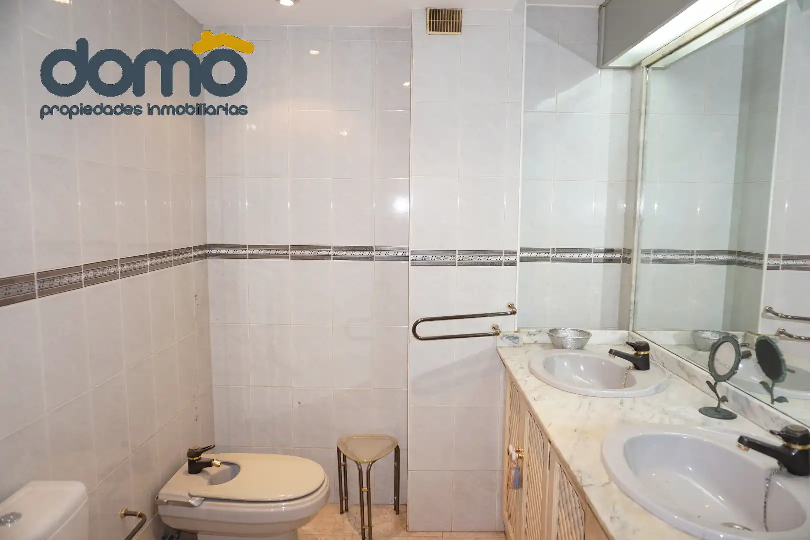 Attic for sale in Granada  with Heating, Terrace and Furnished
