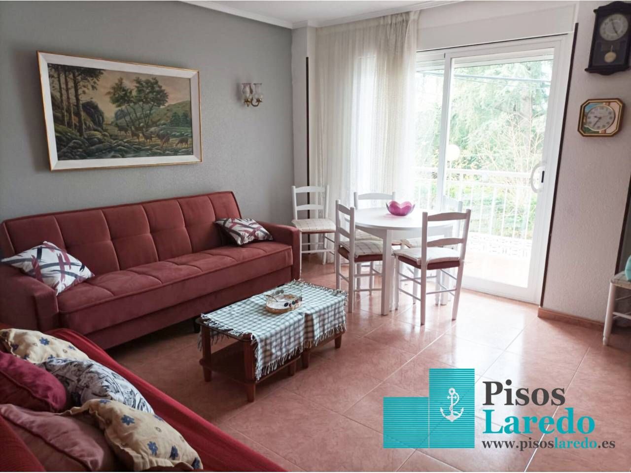 Living room of Flat to rent in Laredo  with Heating, Terrace and Furnished