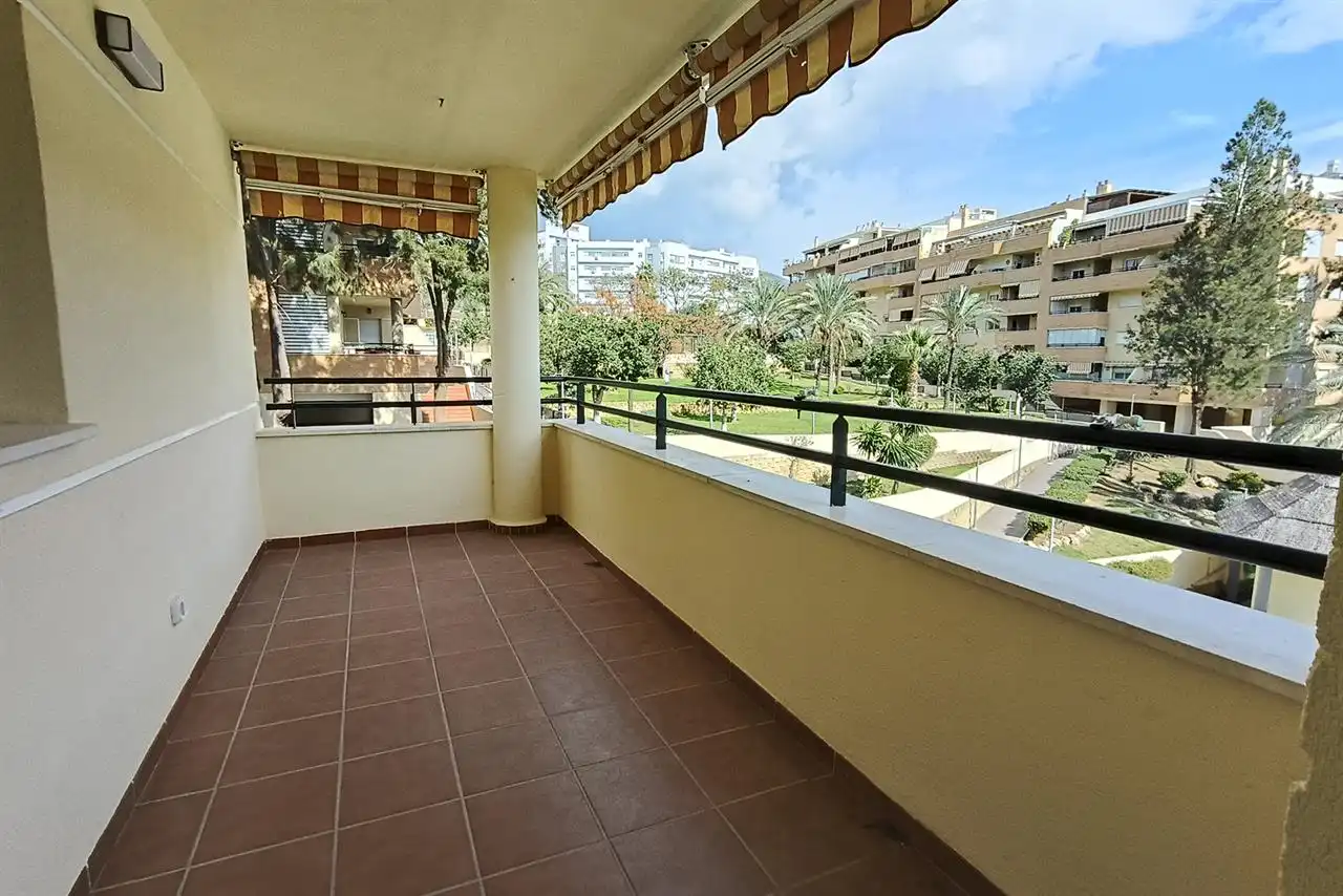 Appartamento con ascensore in vendita a El Pinillo, imagen 4