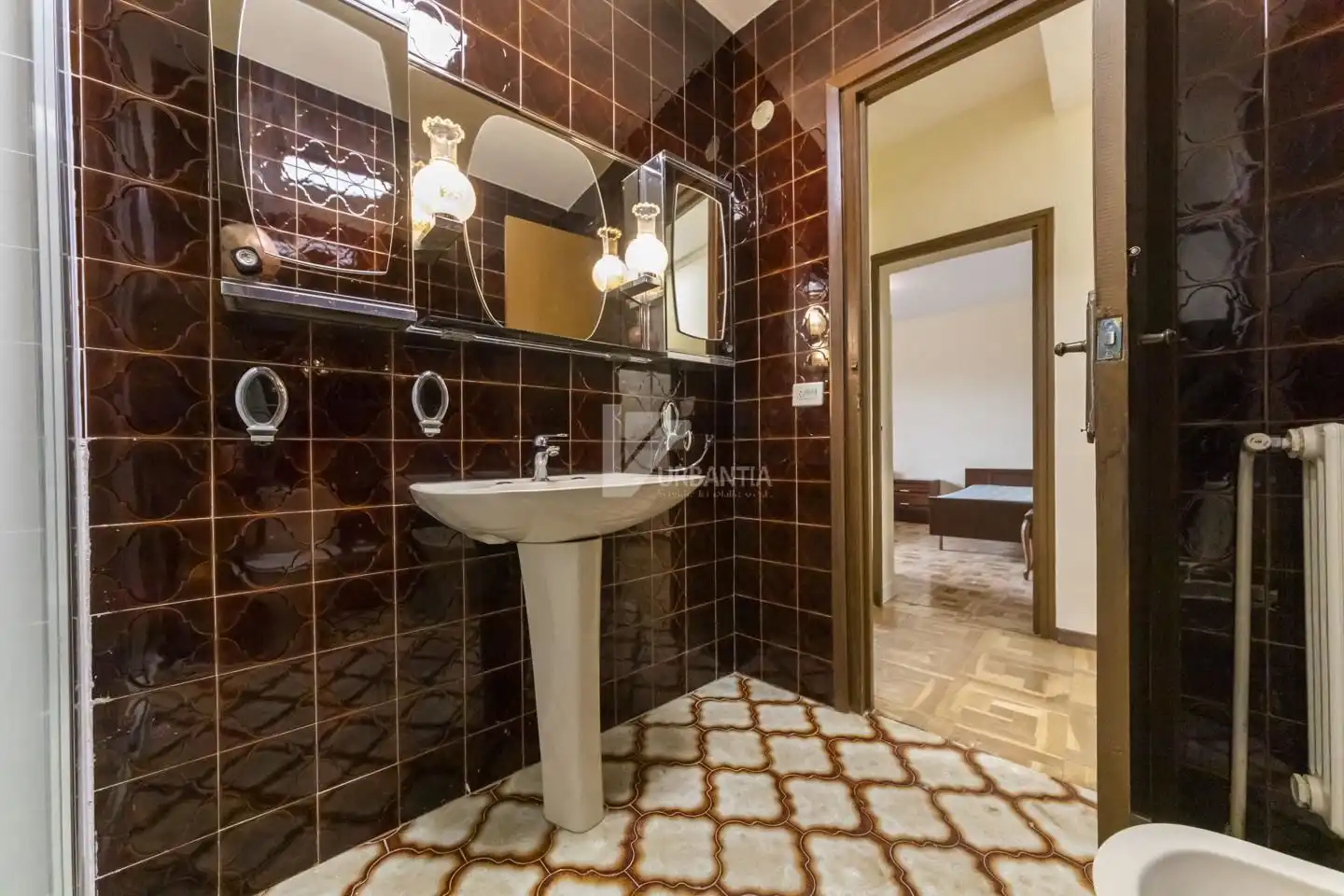 Bathroom of Houses for sale in Miranda de Arga  with Heating, Parquet flooring and Storage room