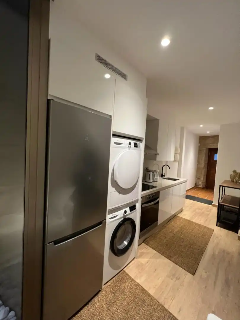 Cocina de Apartamento en venta en Vigo  con Calefacción, Amueblado y Horno