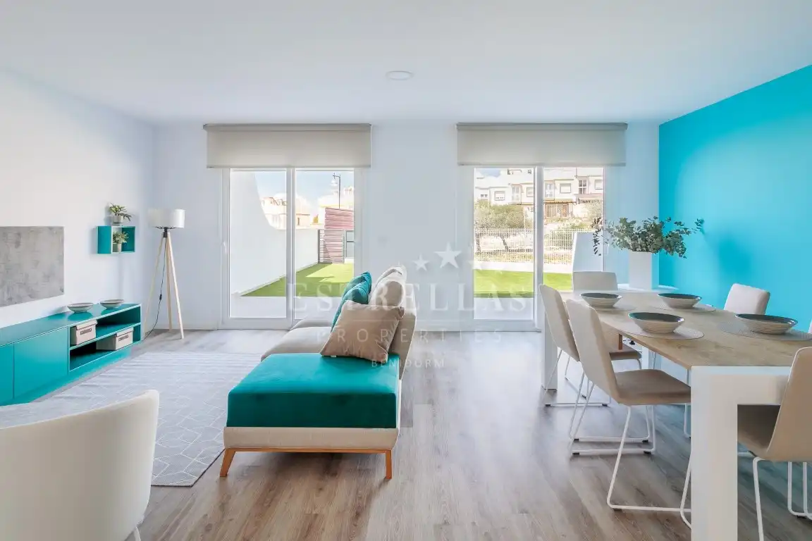 Bungalow con piscina en venta en Golf Bahía, imagen 8