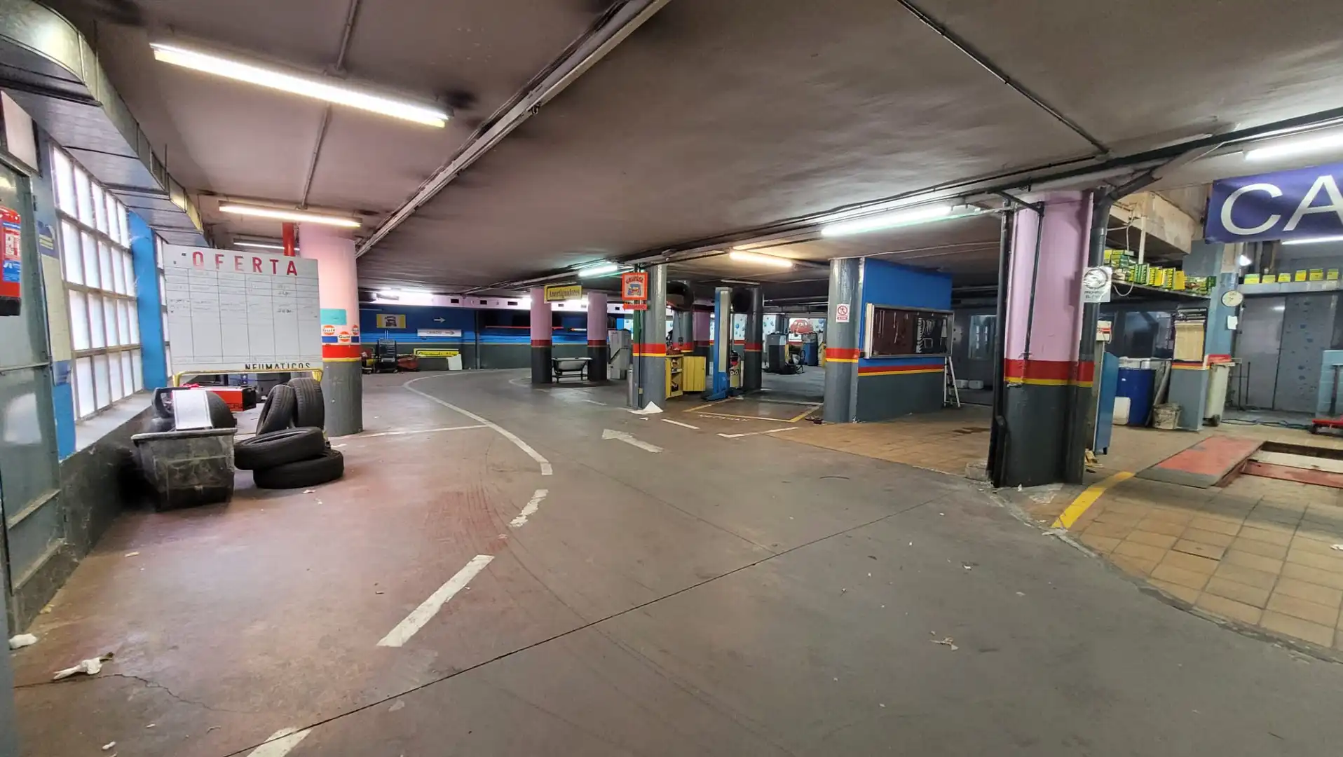Aparcament de Nau industrial en venda en Madrid amb Alarma