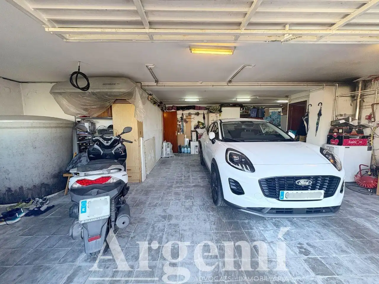 Aparcament de Casa o xalet en venda en Palau-solità i Plegamans amb Aire condicionat, Calefacció i Jardí privat