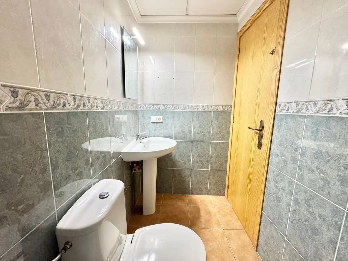 Badezimmer von Geschaftsraum zur Miete in Santa Pola