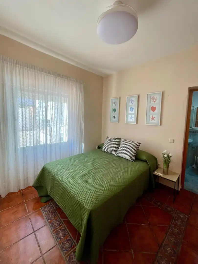 Habitación de Casa o chalet de alquiler en Rincón de la Victoria con Terraza, Trastero y Amueblado