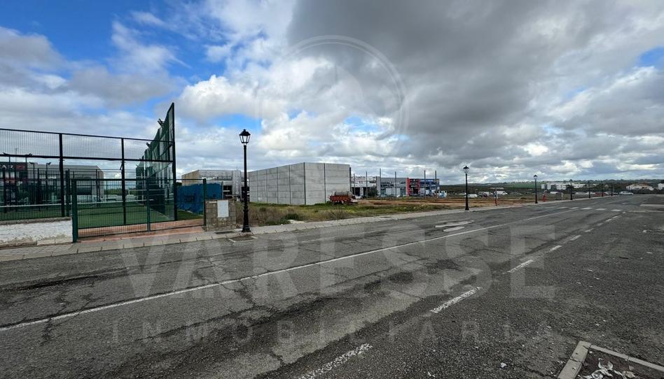 Foto 1 de Terreny industrial en venda a Calle Camino de Salteras, Ramal de Espartinas, Sevilla