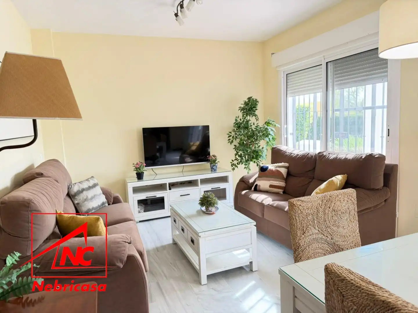 Sala de estar de Piso en venta en Chipiona con Aire acondicionado, Trastero y Piscina
