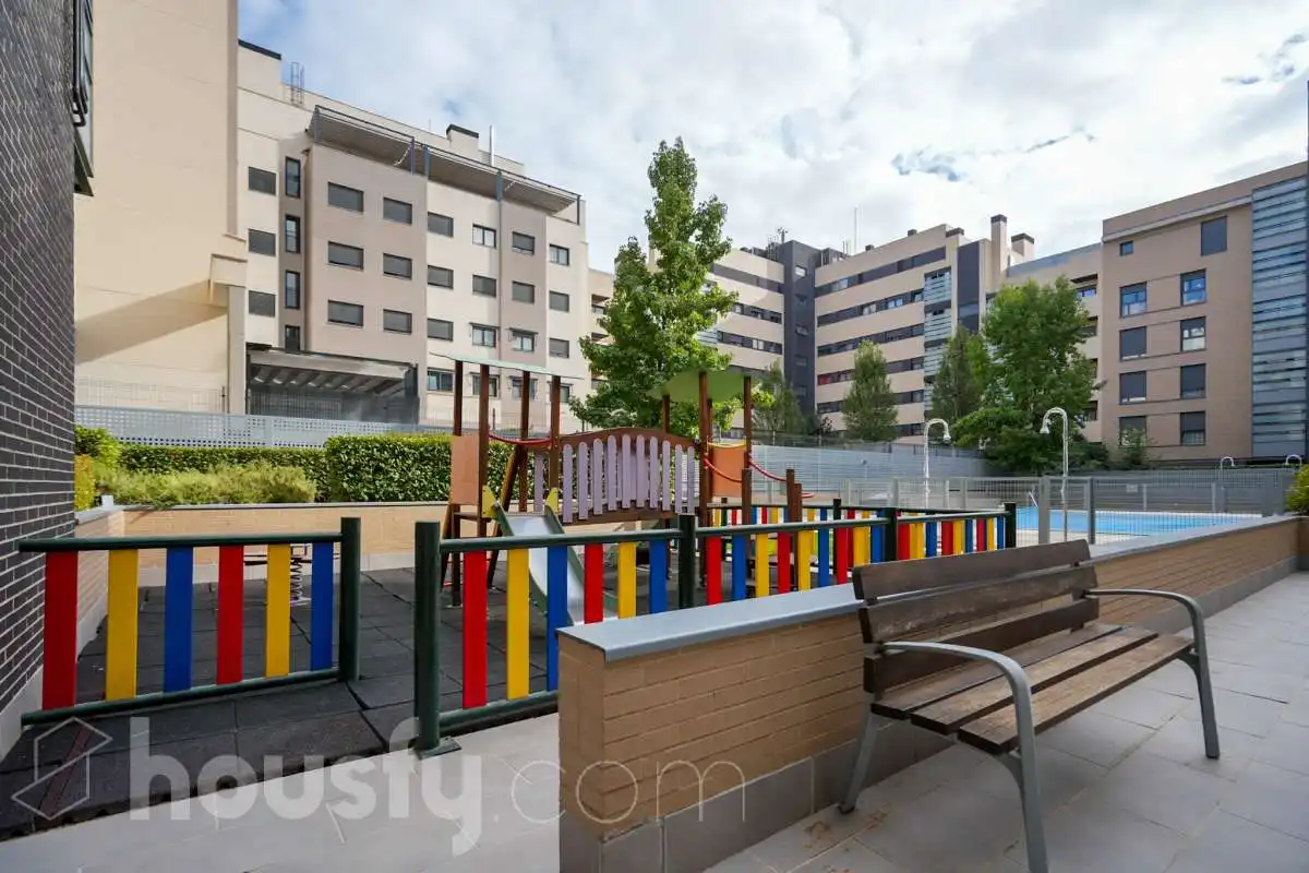 Vista exterior de Pis en venda en Villa de Vallecas