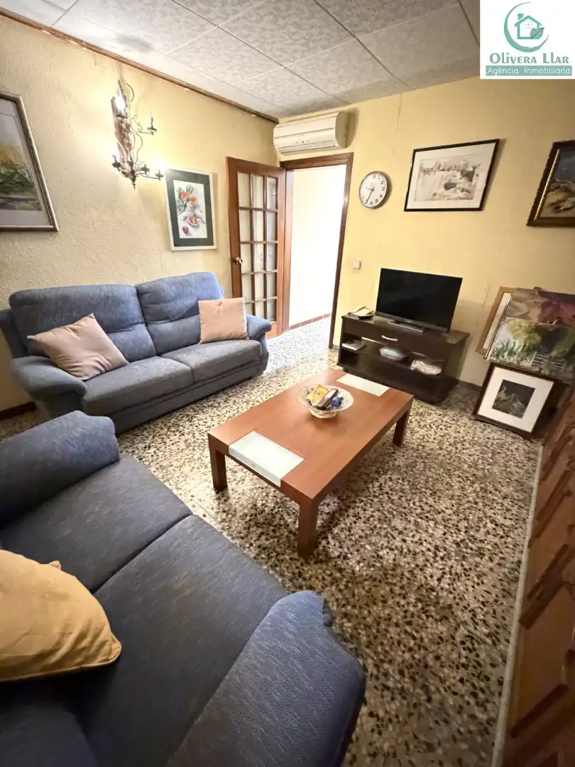 Living room of Houses for sale in Viladecans  with Air Conditioner, Terrace and Oven