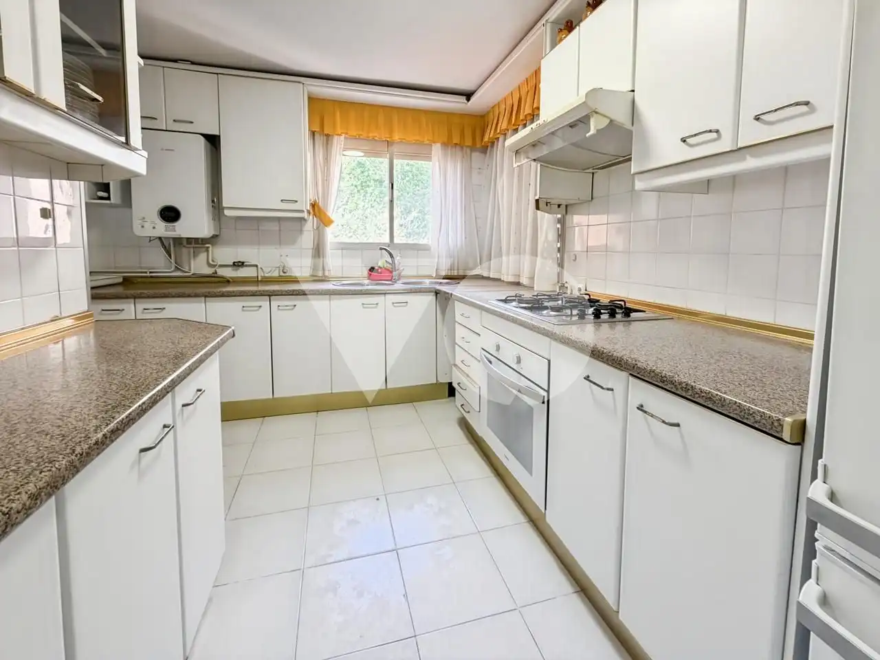 Cocina de Piso en venta en Madrid con Calefacción y Terraza