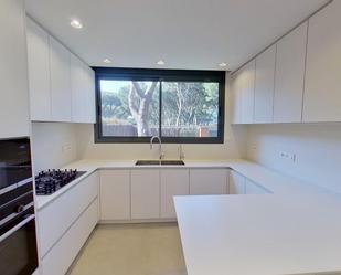 Kitchen of House or chalet to rent in Gavà  with Air Conditioner, Heating and Private garden
