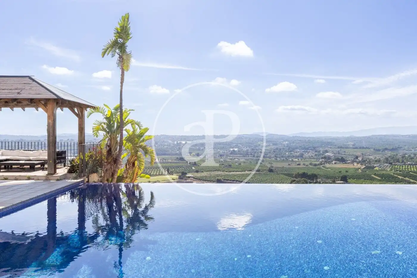 Piscina de Casa o chalet en venta en Torrent con Aire acondicionado, Calefacción y Jardín privado