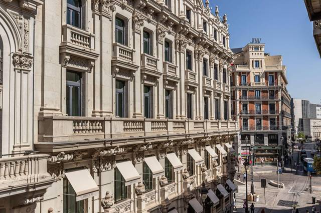 Piso en Venta en Calle Carrera de san Jerónimo en Cortes - Huertas