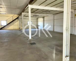 Industrial buildings to rent in Coria