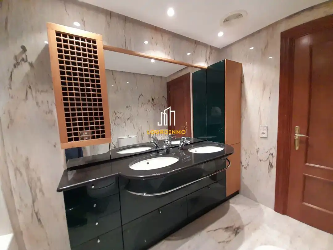 Piso con terraza en venta en Centro, imagen 12