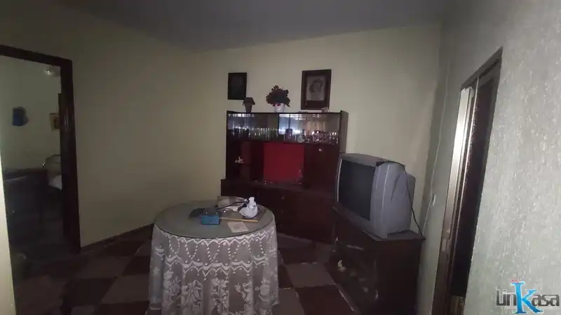 Sala d'estar de Casa o xalet en venda en Linares amb Terrassa