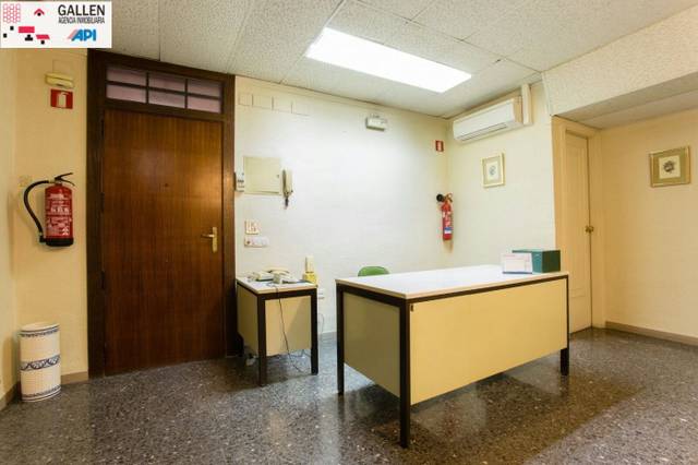 Oficina en Venta en Casco Histórico