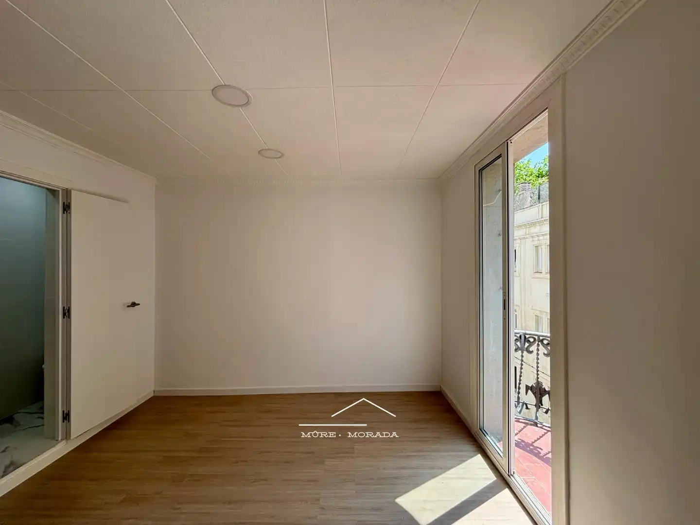 Balcony of Flat for sale in Barcelona  with Parquet flooring and Terrace
