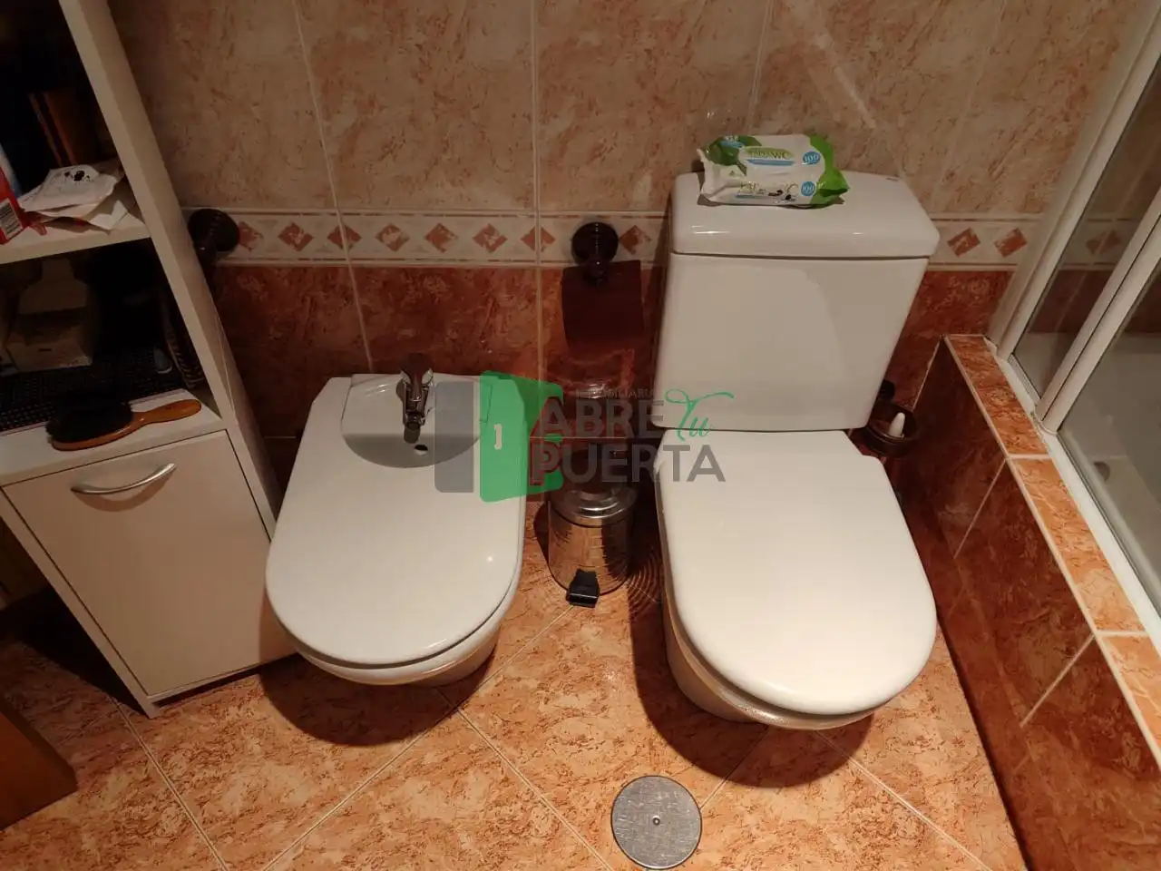 Bathroom of Duplexes for sale in Ourense Capital   with Heating, Parquet flooring and Storage room