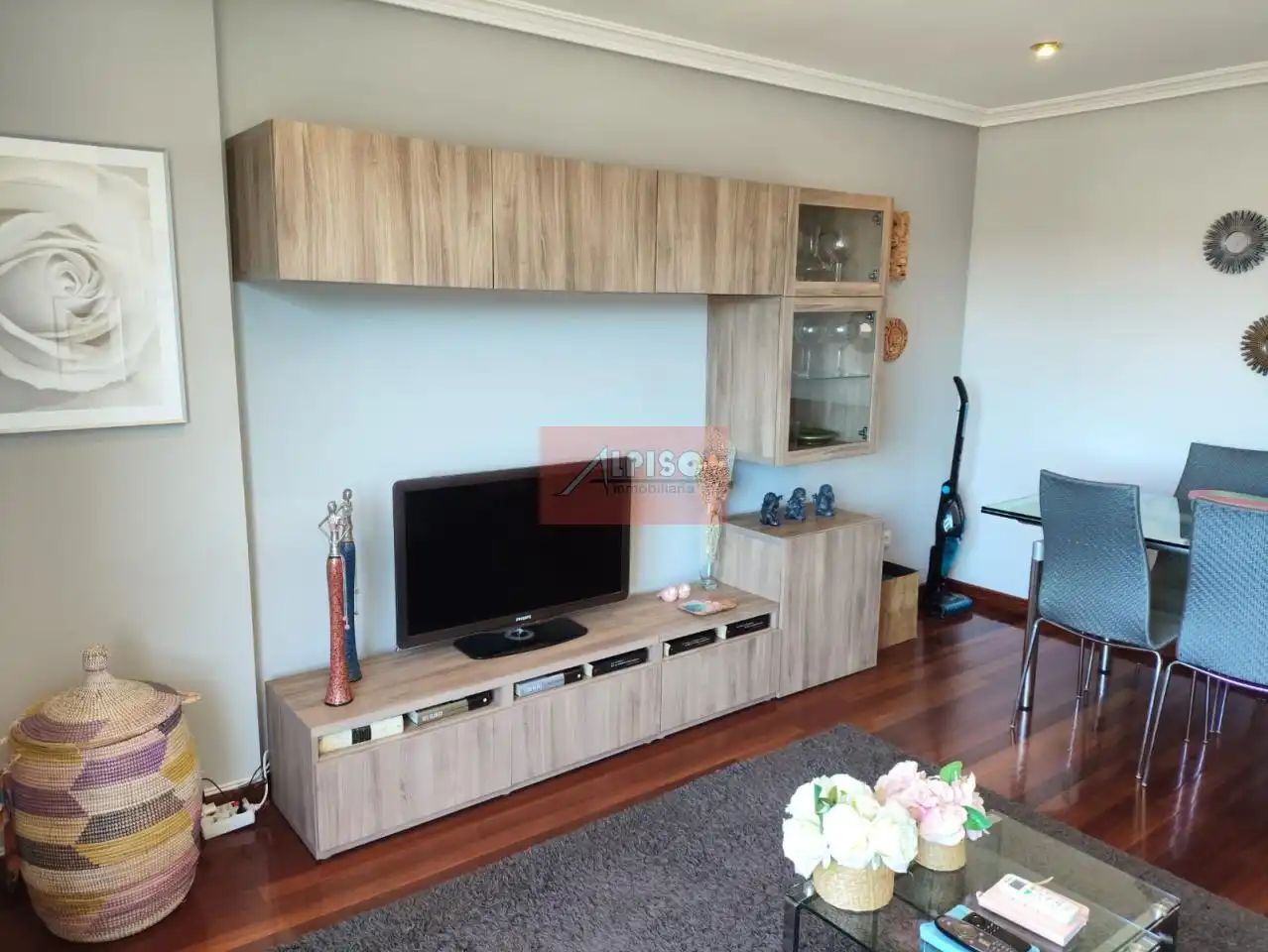 Living room of Duplexes for rent in Ourense Capital   with Air Conditioner, Heating and Parquet flooring